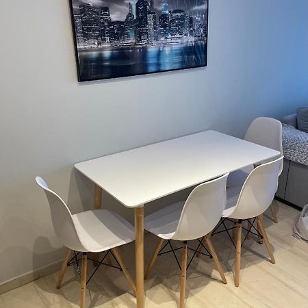 Luxury 3 Bedroom Apartment In Kiato Center 외부 사진